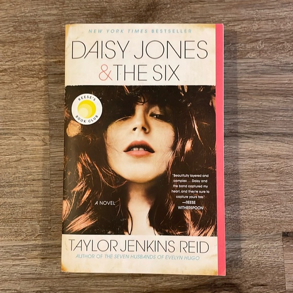 Daisy Jones & The Six: Reese's Book Club: A Novel by Taylor Jenkins Reid Book - Picture 1 of 3